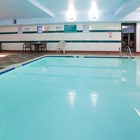 Holiday Inn Express&Suites Colorado Springs North